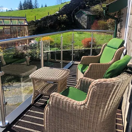 Semesterbostad 1 Bed In Hill Llh13